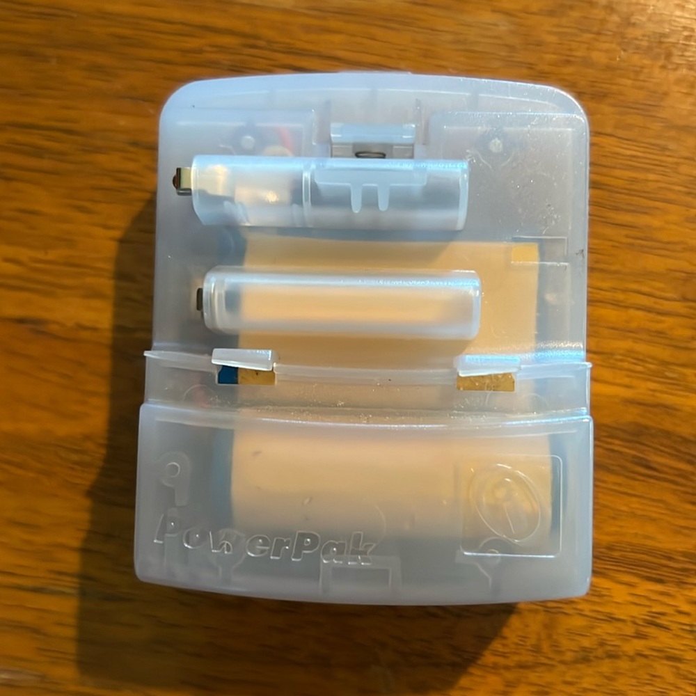 Gameboy Advance rechargeable battery pack